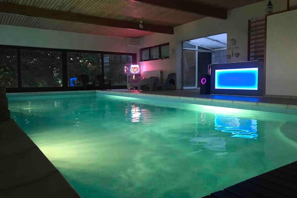 Week-end détente pour 4 pers. , piscine , jacuzzi Gouvy Exterior foto